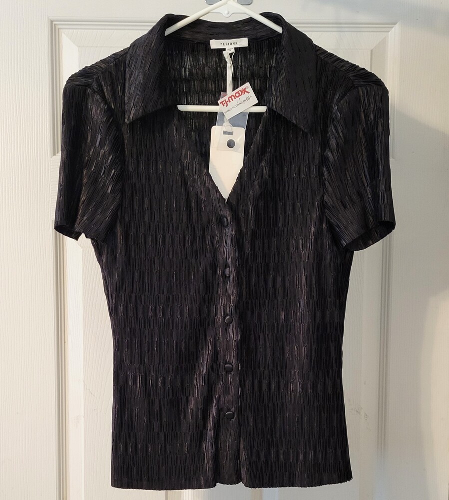 Pleione Black Textured Short Sleeve Button Front Blouse